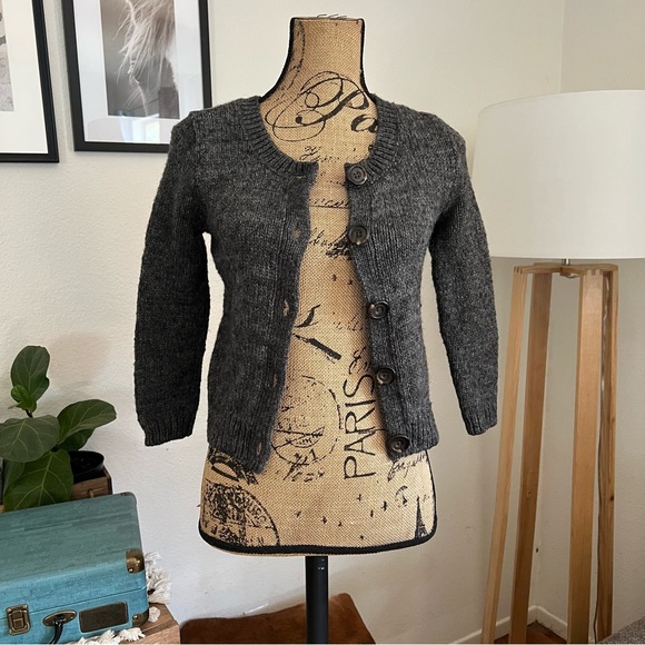 Abercrombie & FitchGrey Wool Alpaca Blend Button Sweater Size Small - Picture 3 of 9